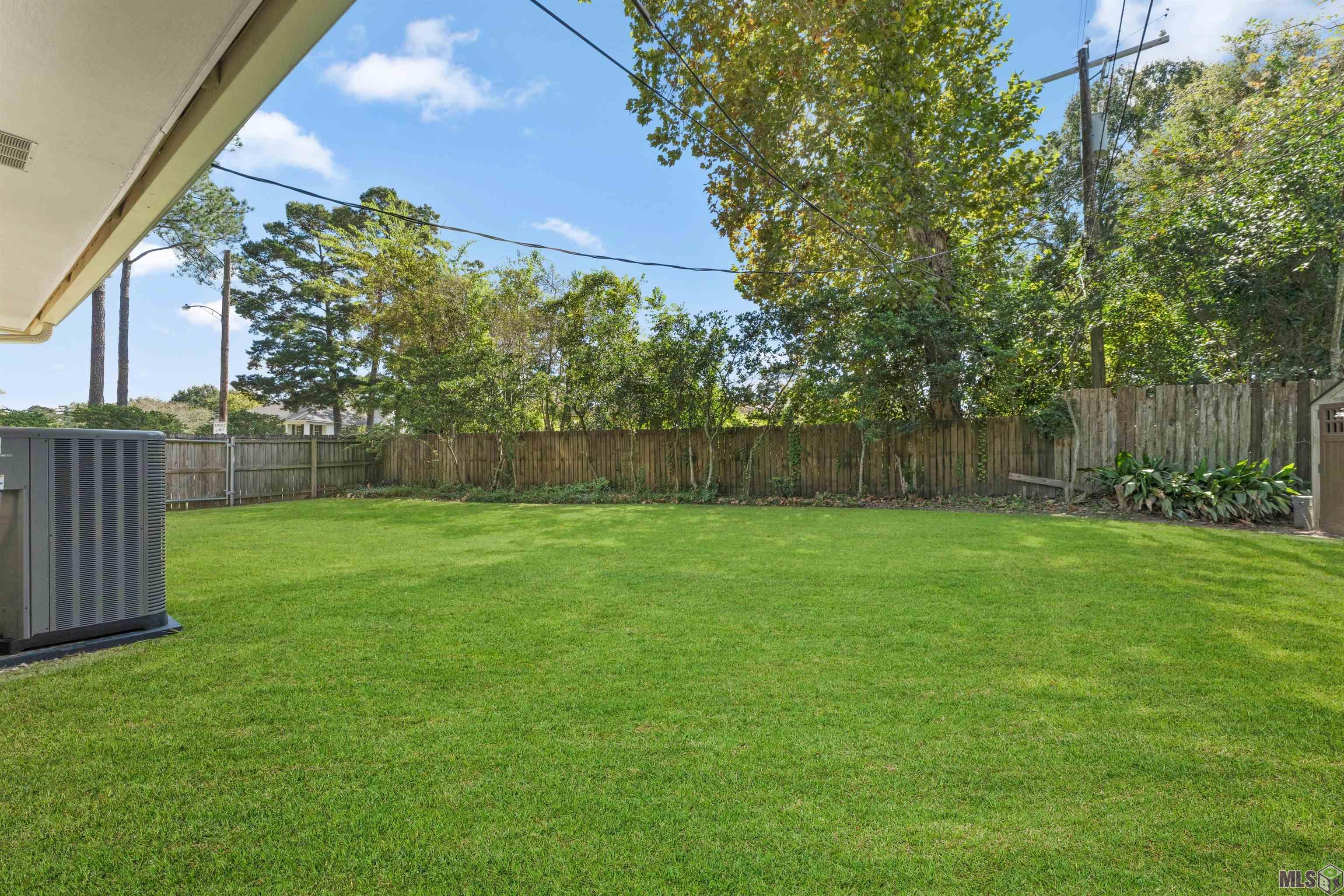 7964 Old Hammond Highway Baton Rouge, LA 70809 - Photo 33 of 35