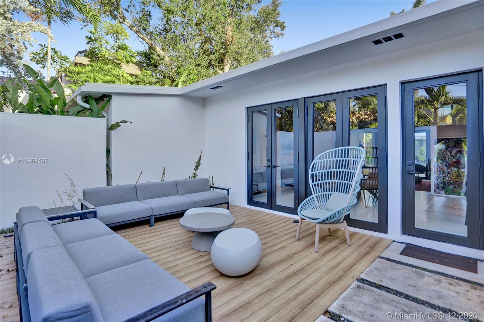 3075 North Bay Road Miami Beach, FL 33140 - Photo 28 of 68