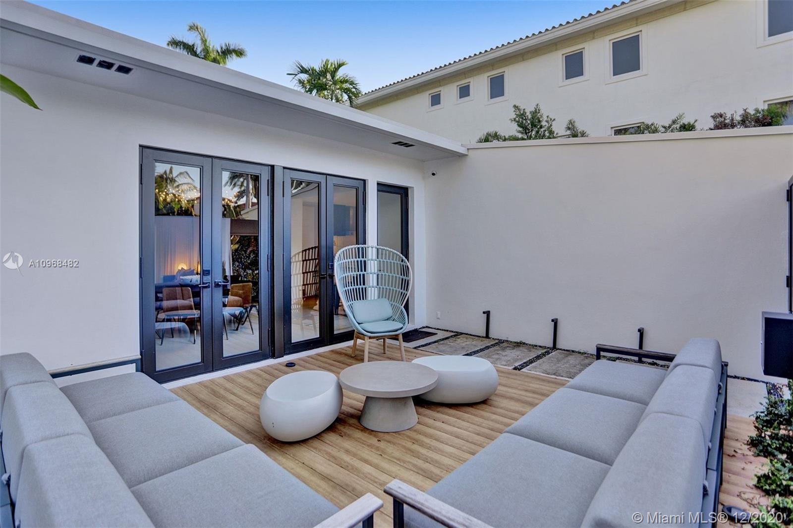 3075 North Bay Road Miami Beach, FL 33140 - Photo 29 of 68