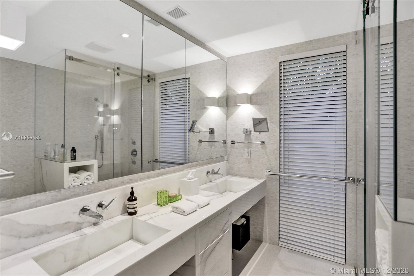 3075 North Bay Road Miami Beach, FL 33140 - Photo 47 of 68