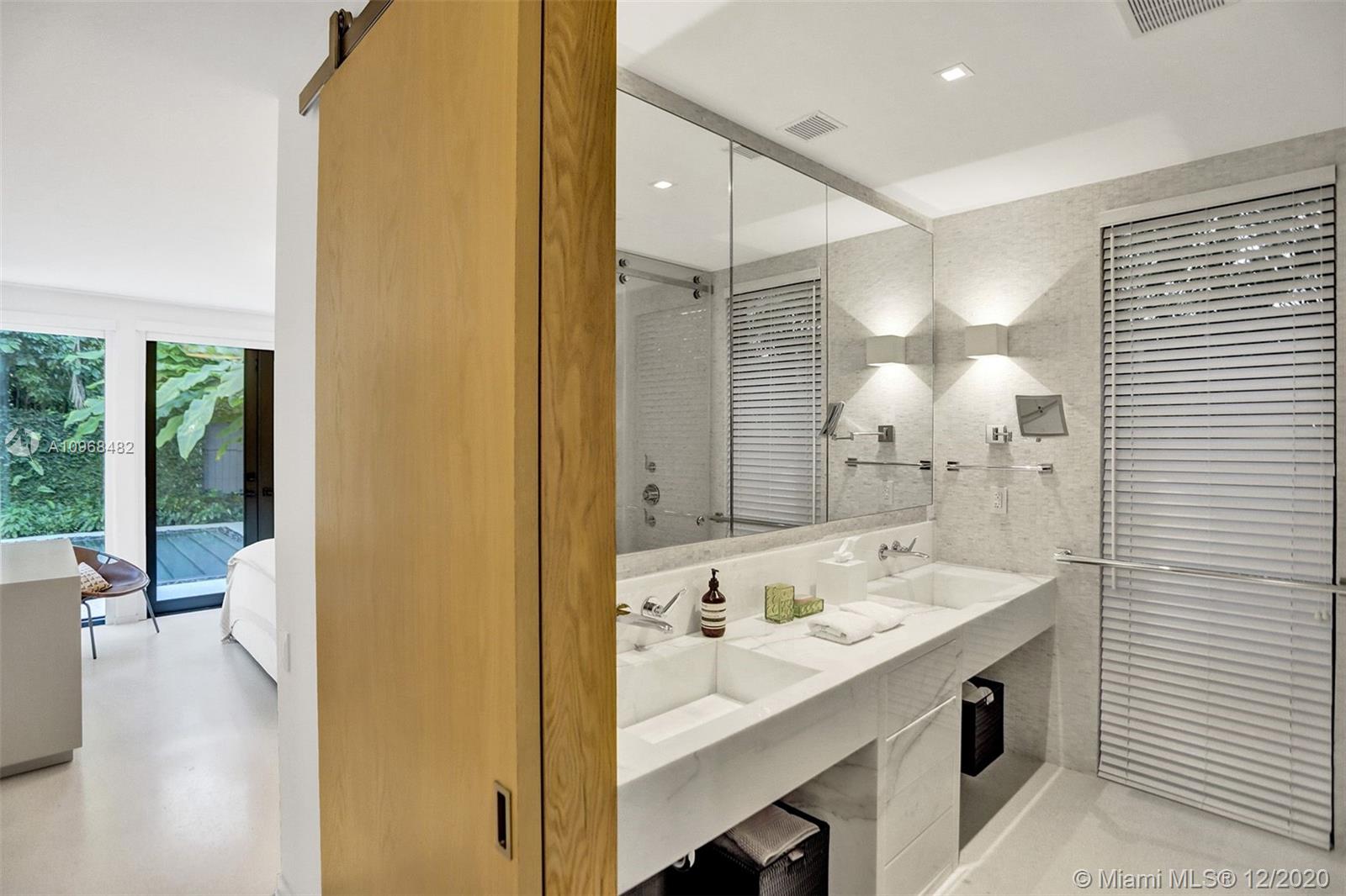 3075 North Bay Road Miami Beach, FL 33140 - Photo 48 of 68