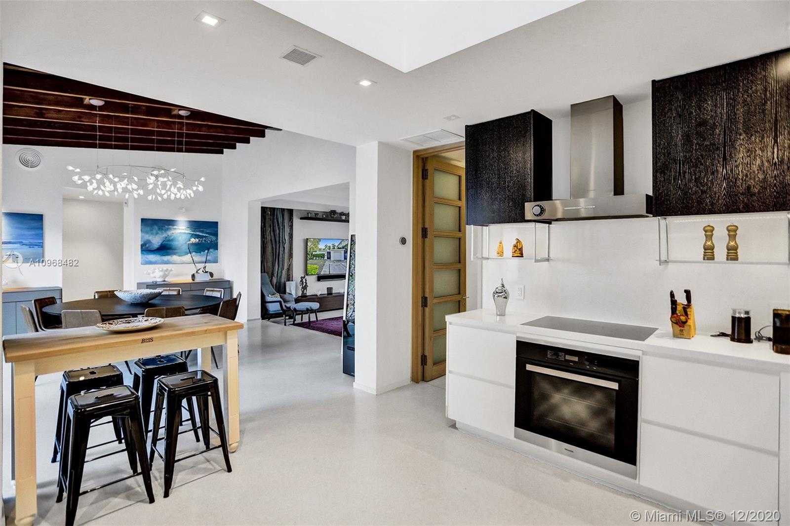 3075 North Bay Road Miami Beach, FL 33140 - Photo 62 of 68