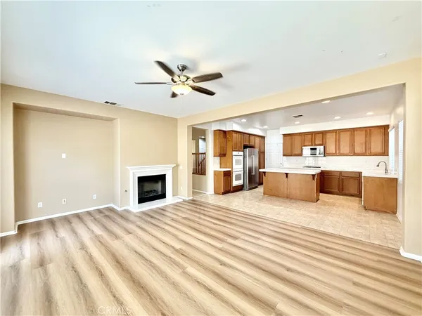 $3,350 | 29751 Maxmillian Avenue, Murrieta, CA 92563