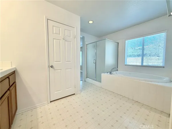 $3,350 | 29751 Maxmillian Avenue, Murrieta, CA 92563