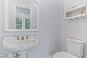 8107 Brittains Field Road Oak Ridge, NC 27310 - Photo 13 of 30 Primary Bathroom