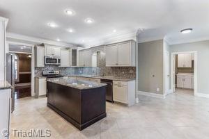 8107 Brittains Field Road Oak Ridge, NC 27310 - Photo 8 of 30 Office