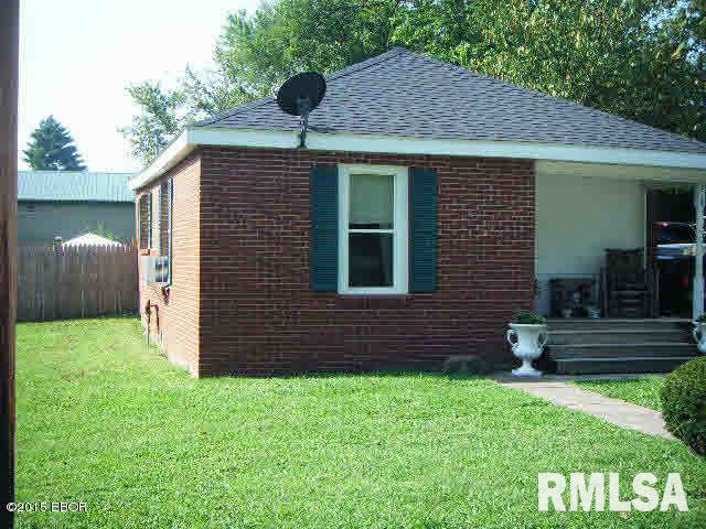 218 George Street Anna, IL 62906 - Photo 1 of 6 Gallery Image 1