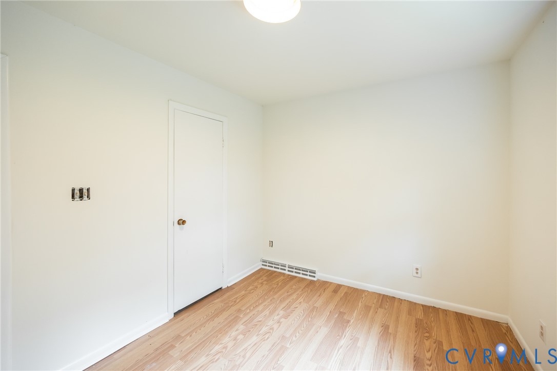 9016 Robin Road Disputanta, VA 23842 - Photo 21 of 30