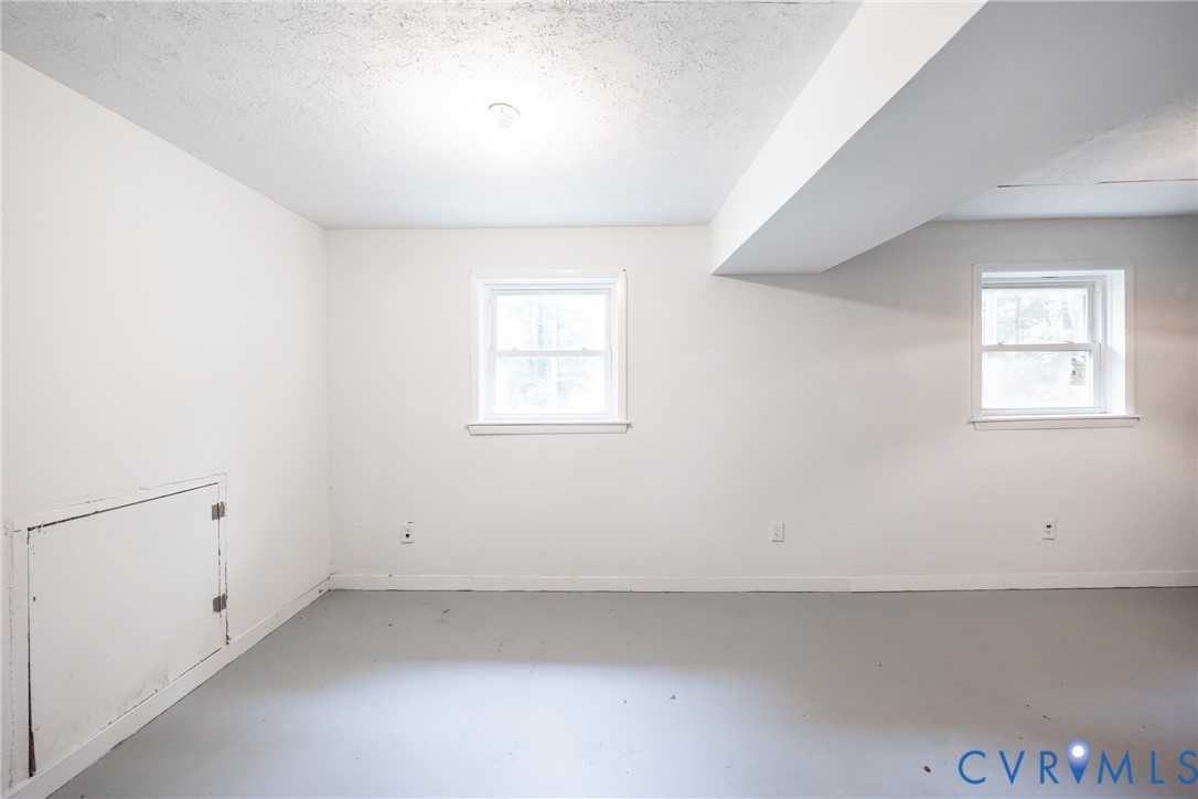 9016 Robin Road Disputanta, VA 23842 - Photo 25 of 30