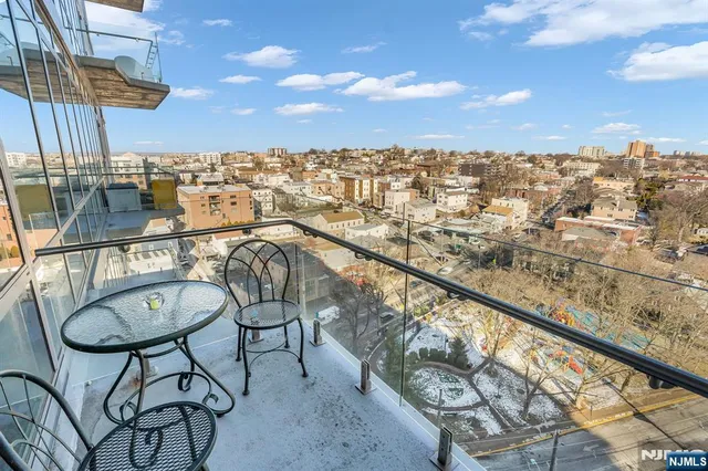 $5,000 | 320 Adolphus Avenue, Unit 1204, Cliffside Park, NJ 07010