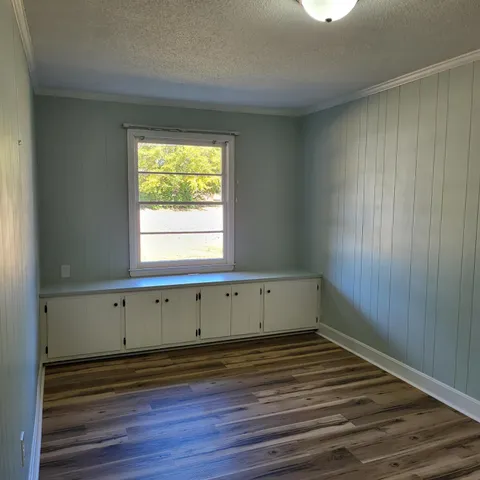 $329,900 | 416 Pine Hill Road, St. Matthews, SC 29135