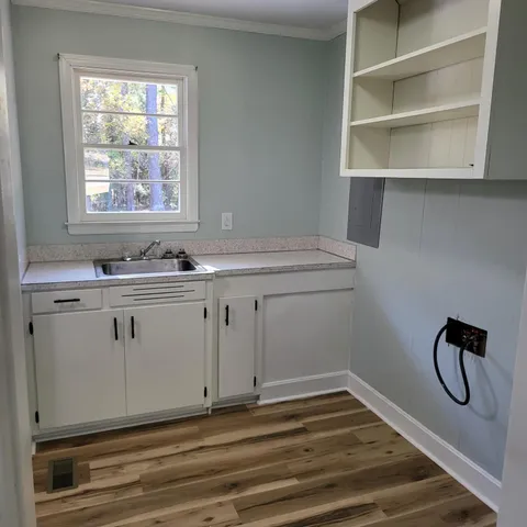 $329,900 | 416 Pine Hill Road, St. Matthews, SC 29135