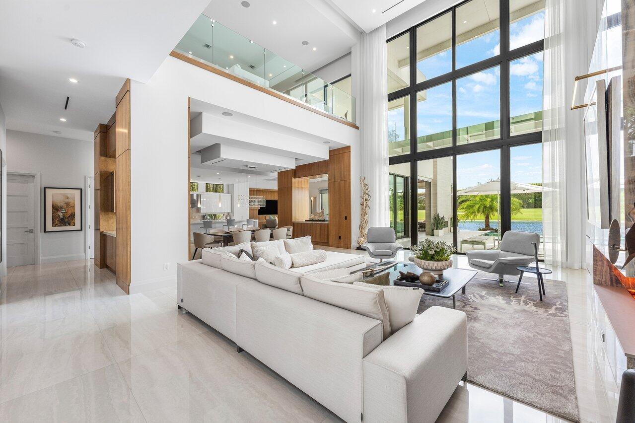 17939 Foxborough Lane Boca Raton, FL 33496 - Photo 15 of 138 Living Room