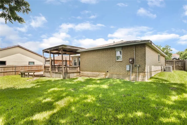 $1,850 | 12757 Lake Conroe Hills Drive, Willis, TX 77318