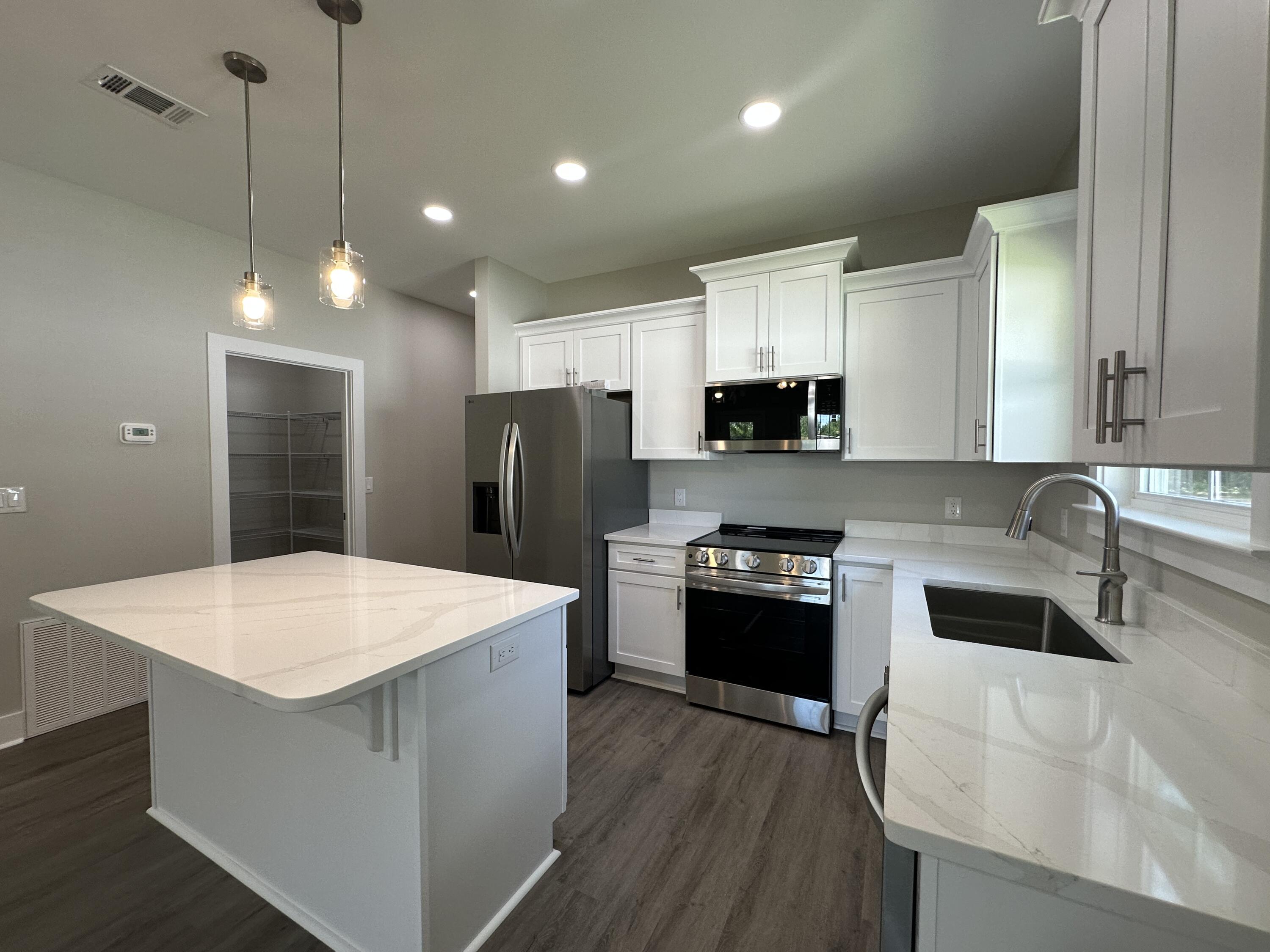 1332 Jackson Street Baker, FL 32531 - Photo 10 of 35 IMG_7900