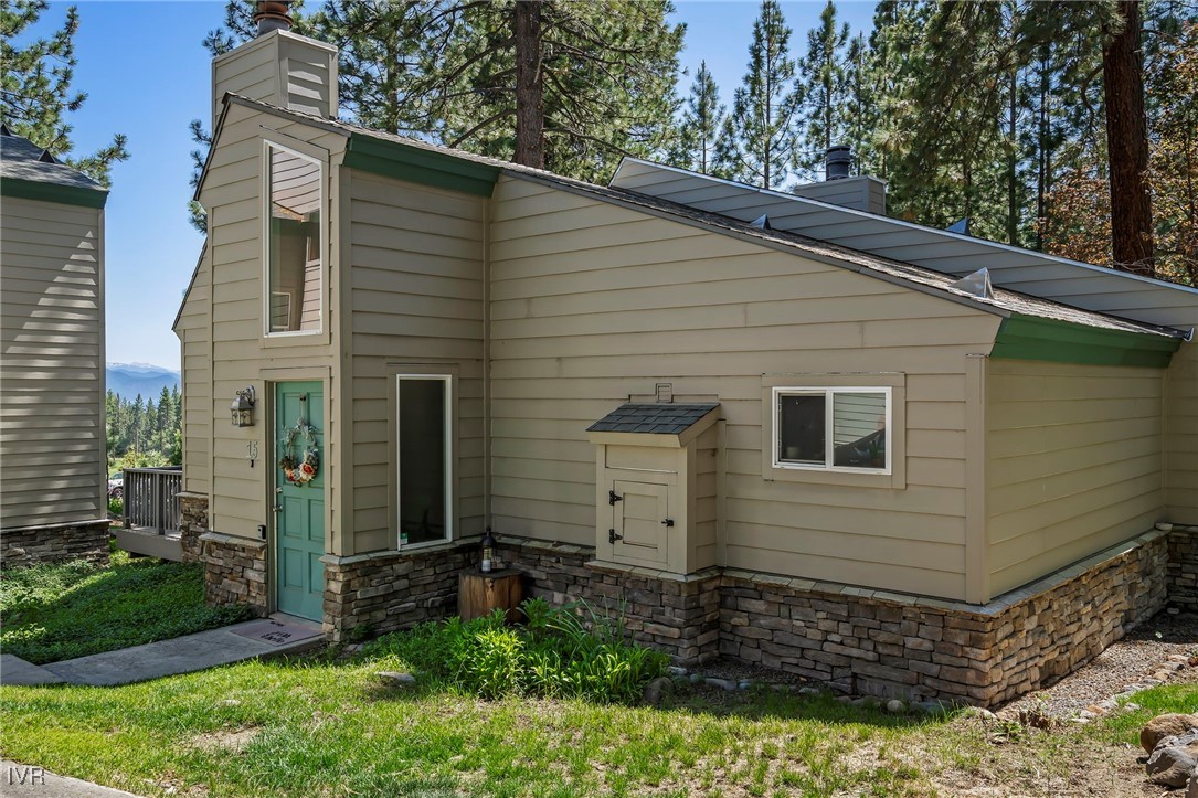 948 Harold Drive, Unit 15 Incline Village, NV 89451 - Photo 2 of 30 a view of a small house
