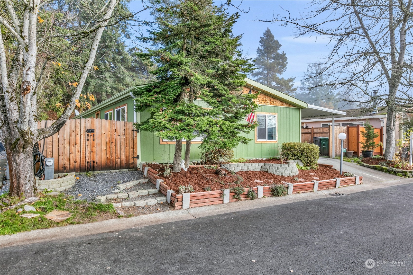 375 Union Avenue Southeast, Unit 82 Renton, WA 98059 - Photo 2 of 27 Gallery Image 2
