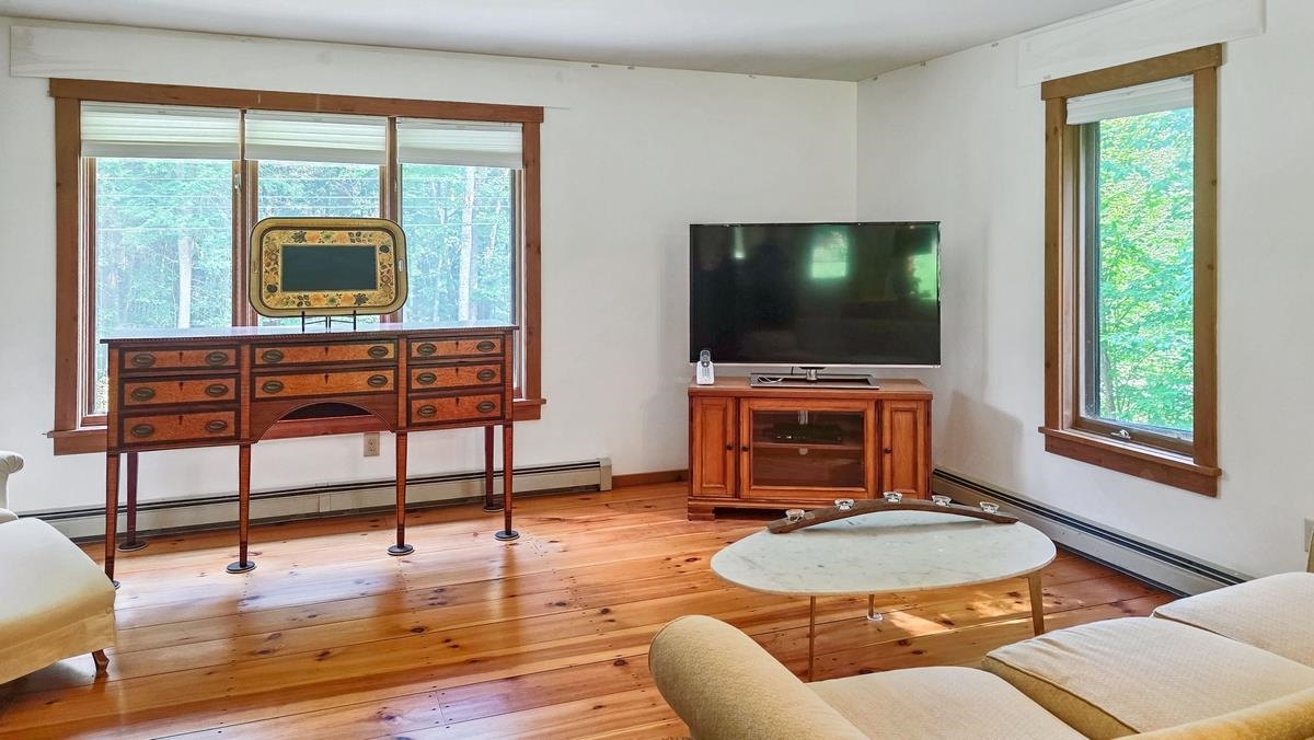 60 Fletcher Lane Hartford, VT 05059 - Photo 12 of 35