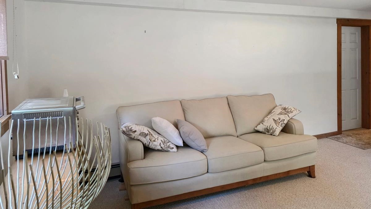 60 Fletcher Lane Hartford, VT 05059 - Photo 27 of 35