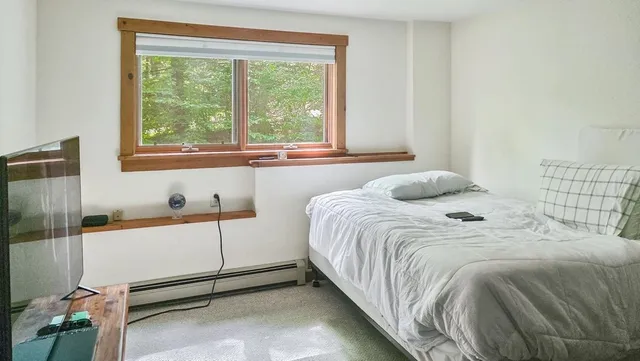 $399,000 | 60 Fletcher Lane, Hartford, VT 05059