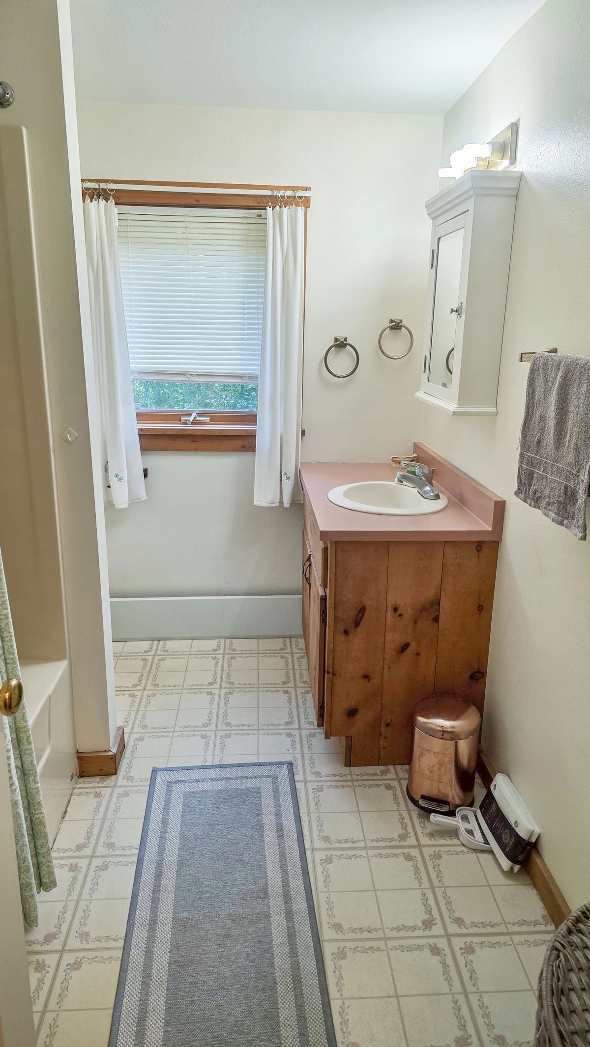 60 Fletcher Lane Hartford, VT 05059 - Photo 29 of 35