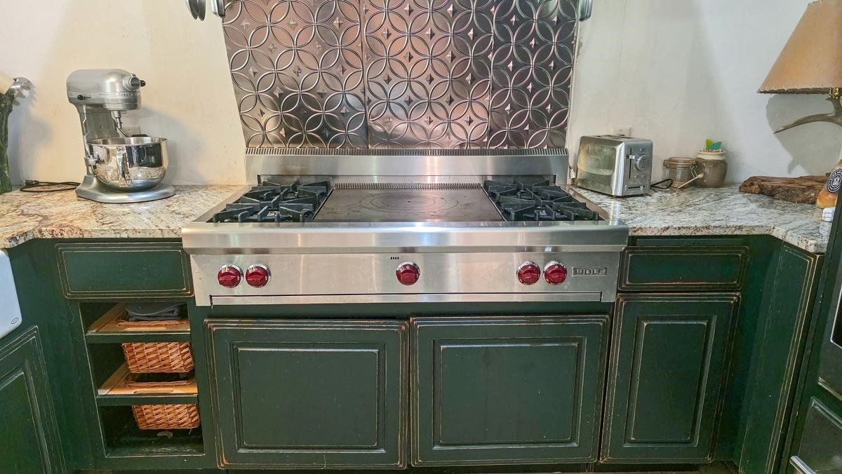 60 Fletcher Lane Hartford, VT 05059 - Photo 8 of 35