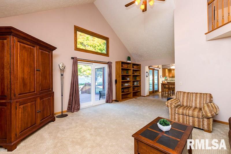 2280 Wynnewood Road Bettendorf, IA 52722 - Photo 7 of 24 Gallery Image 7