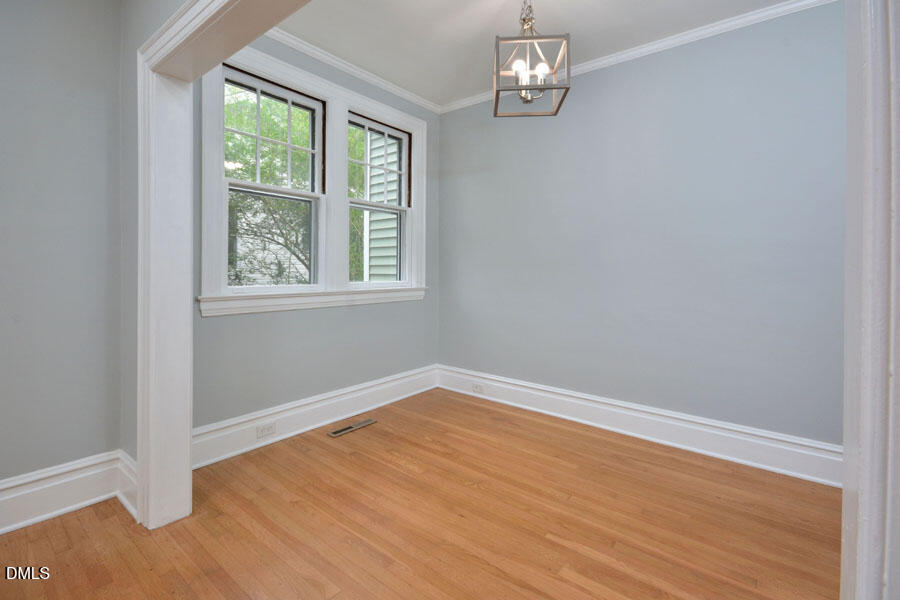 2307 Chapel Hill Road Durham, NC 27707 - Photo 13 of 27
