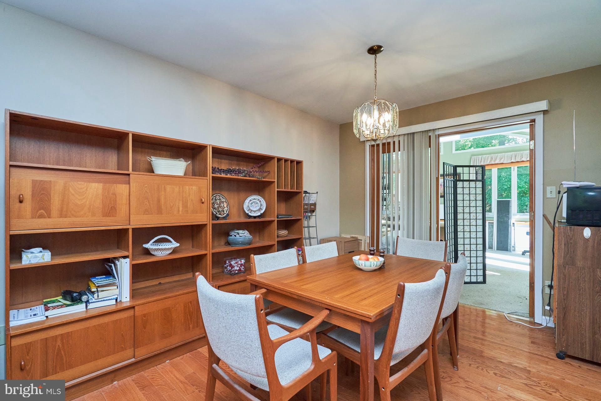 11106 Del Rio Drive Fairfax, VA 22030 - Photo 18 of 48 Formal Dining Room