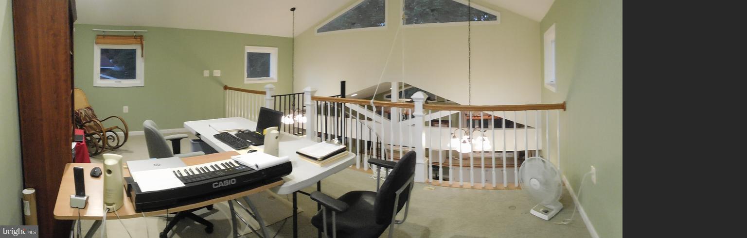 11106 Del Rio Drive Fairfax, VA 22030 - Photo 25 of 48 Loft Office