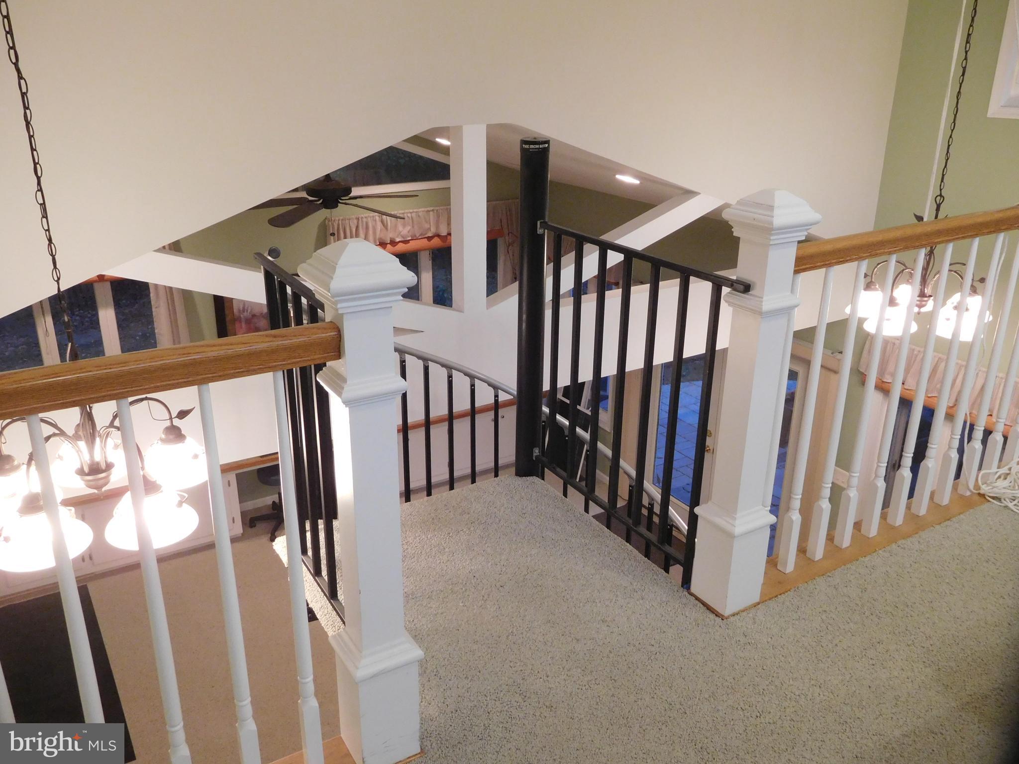 11106 Del Rio Drive Fairfax, VA 22030 - Photo 27 of 48 View to Studio from Loft