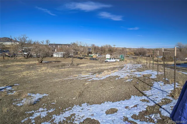 a view of a outdoor space