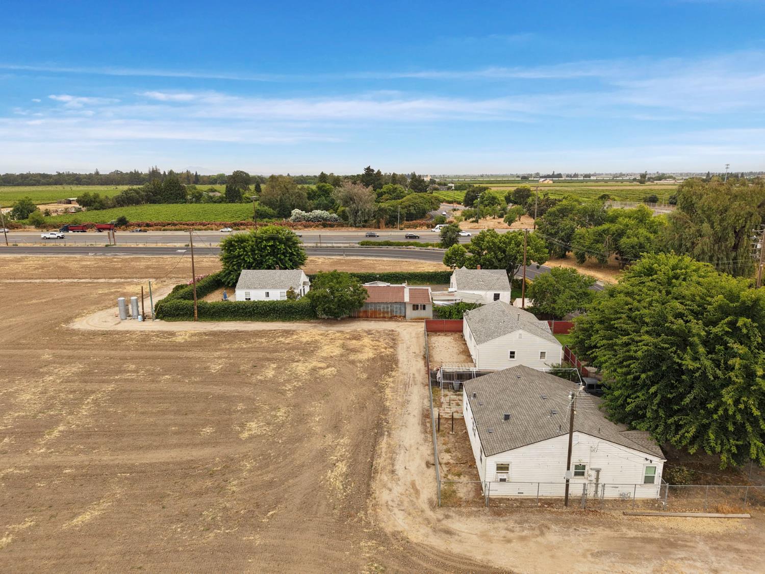 4614 Armstrong Road Lodi, CA 95240 - Photo 6 of 92