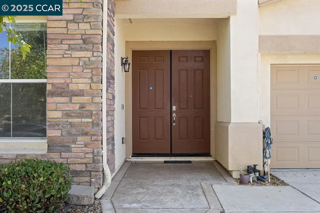 a view of a front door of house