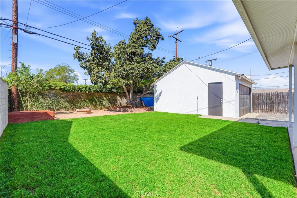 329 Catalpa Avenue Brea, CA 92821 - Photo 21 of 27 Spacious backyard with large grass area.