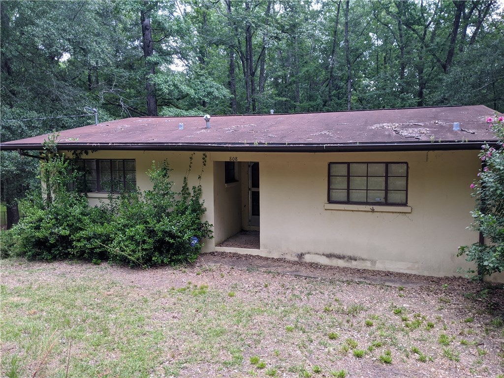 808 Neal Street Tuskegee Institute, AL 36088 - Photo 1 of 16 Gallery Image 1