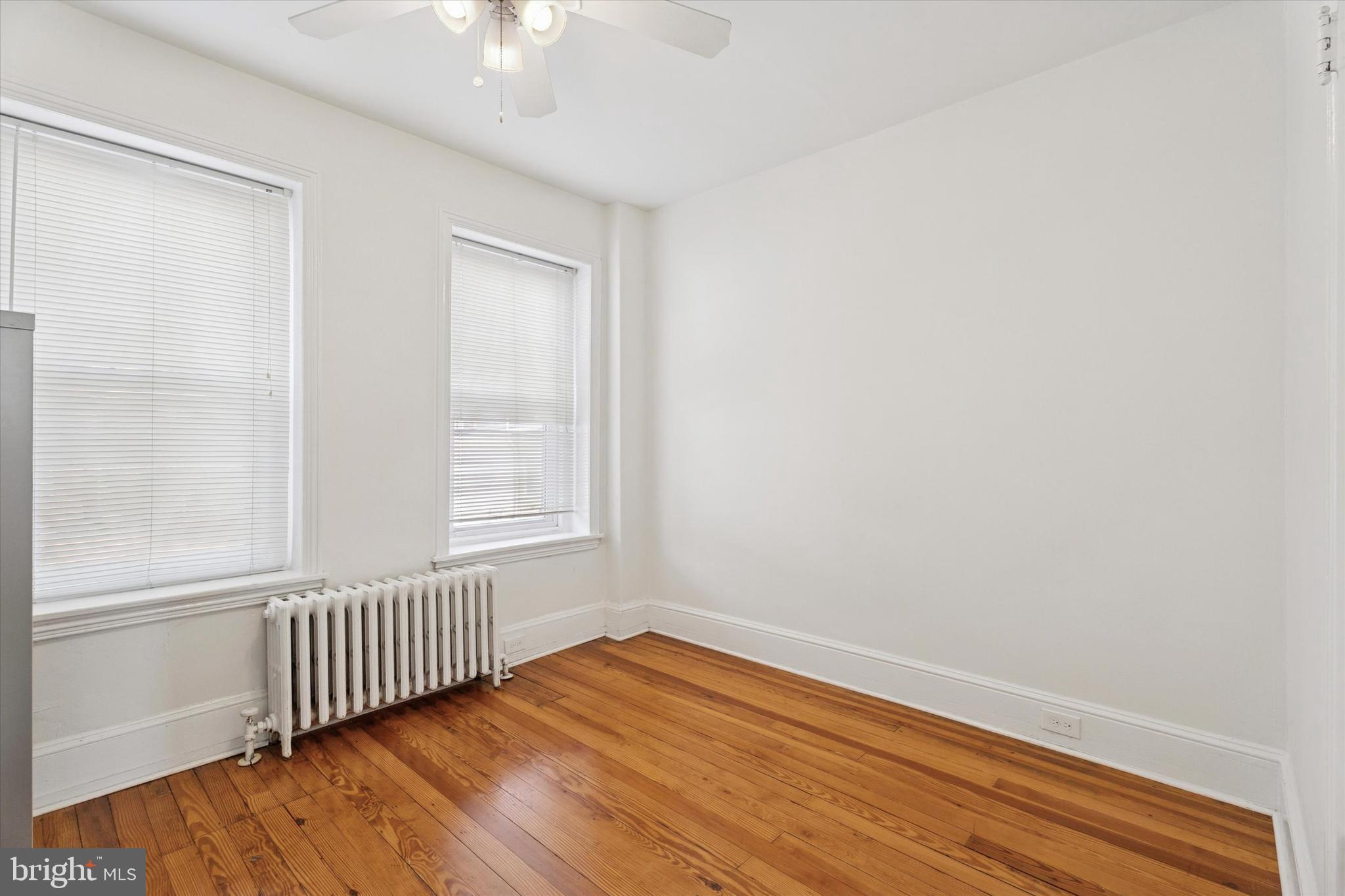 222 Carson Street Philadelphia, PA 19127 - Photo 16 of 19 Bedroom 3