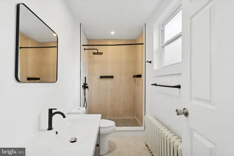 $2,250 | 222 Carson Street, Philadelphia, PA 19127