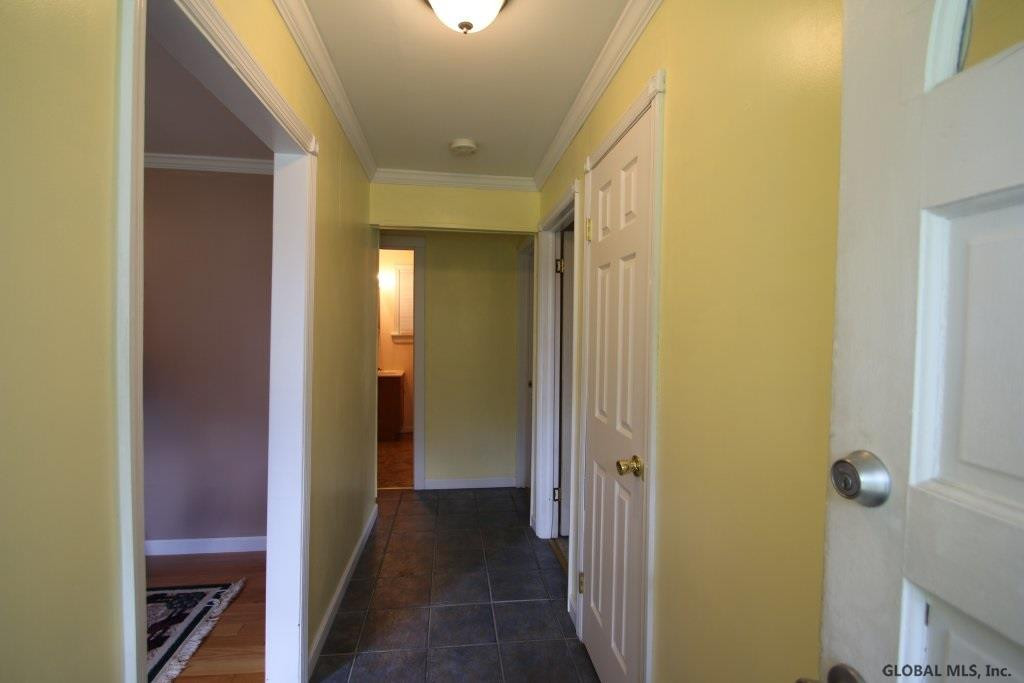 123 Raylinsky Road Malta, NY 12019 - Photo 2 of 19 Photo 2