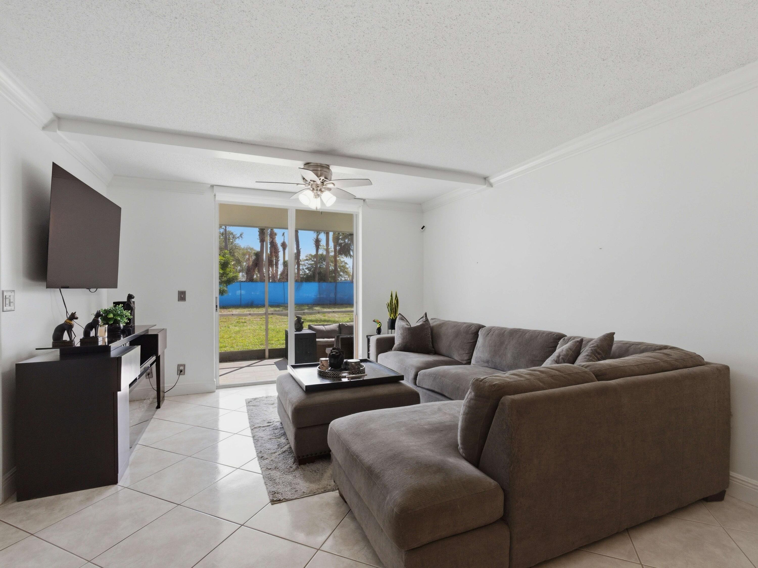 5700 Northwest 2nd Avenue, Unit 108 Boca Raton, FL 33487 - Photo 14 of 38 Living Room