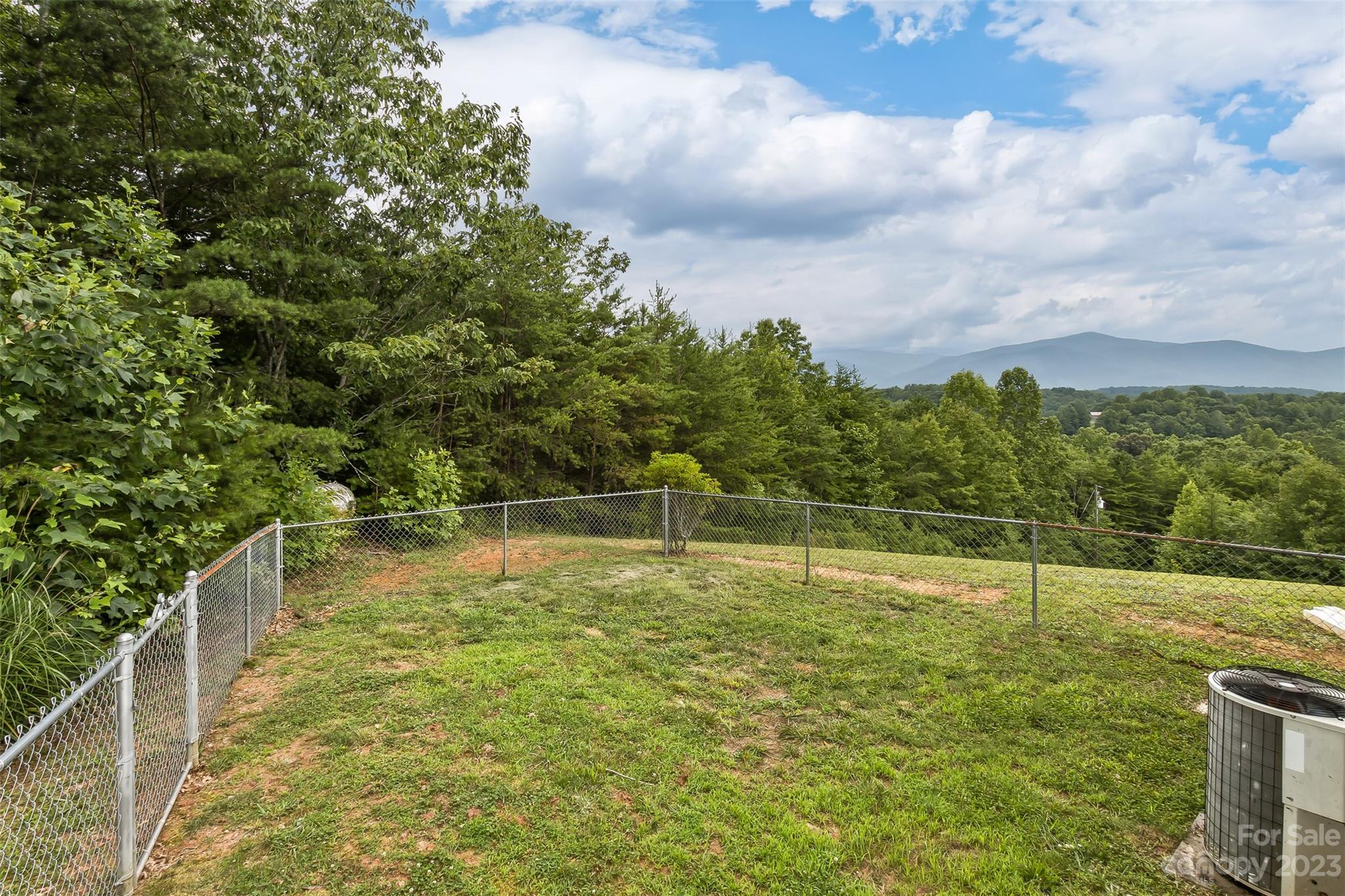 2423 Zion Hill Road Marion, NC 28752 - Photo 34 of 36 Gallery Image 34