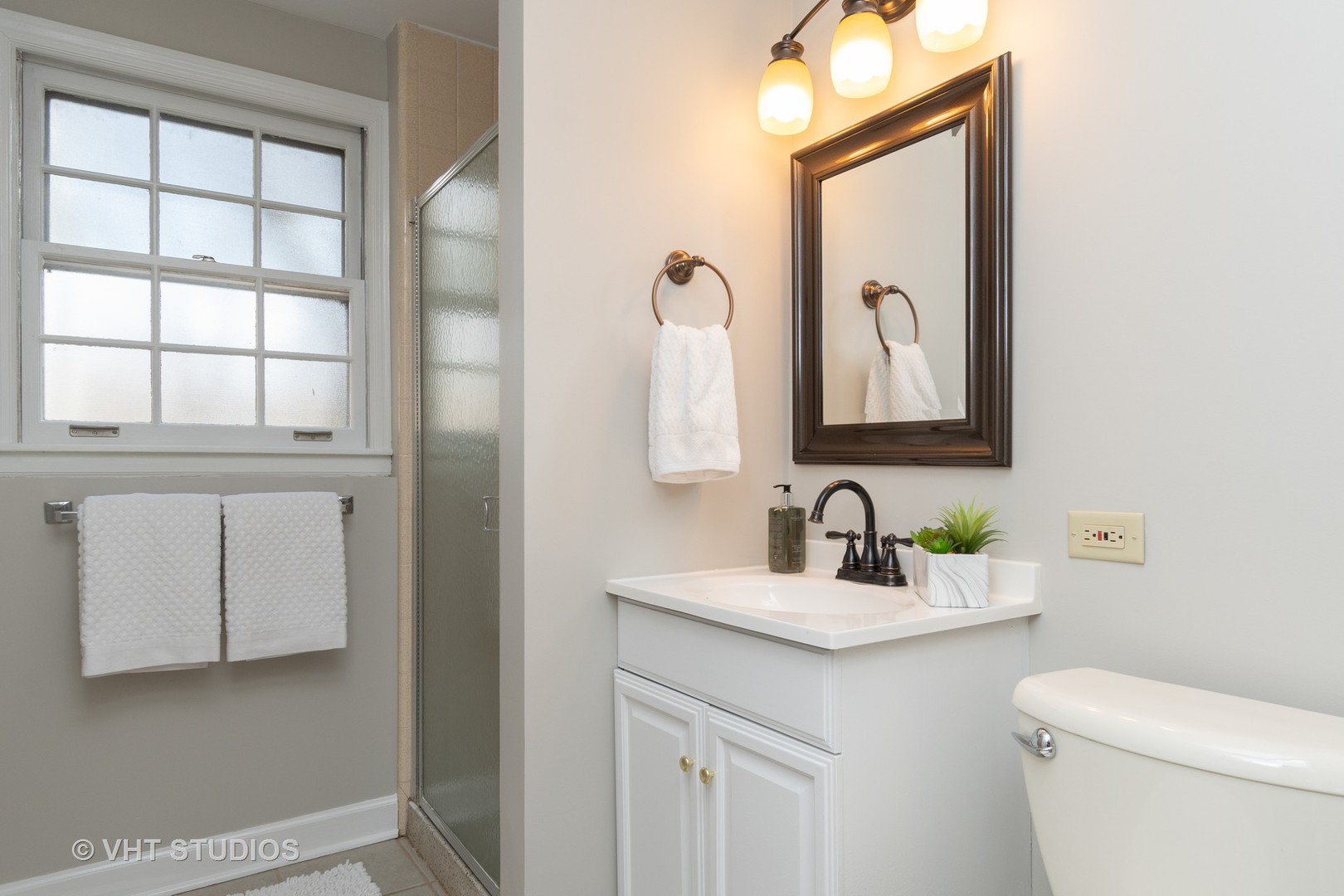 1104 North Brainard Street Naperville, IL 60563 - Photo 11 of 16