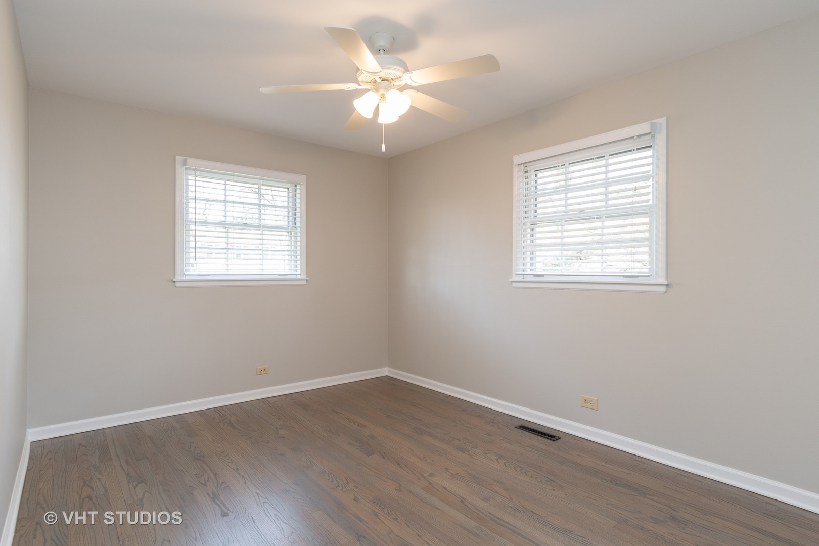 1104 North Brainard Street Naperville, IL 60563 - Photo 13 of 16