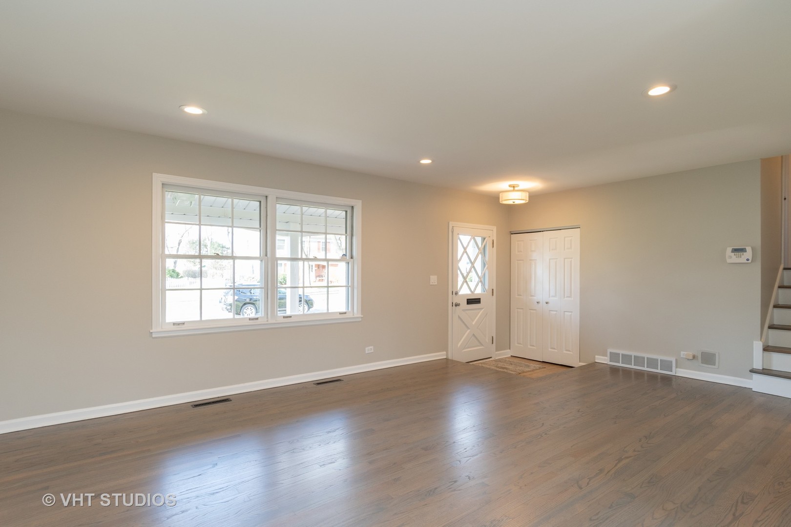 1104 North Brainard Street Naperville, IL 60563 - Photo 3 of 16