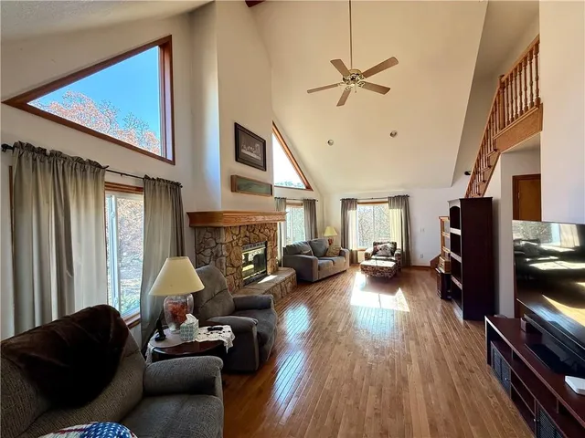 $559,000 | 15500 70th Road Southeast, Faucett, MO 64448