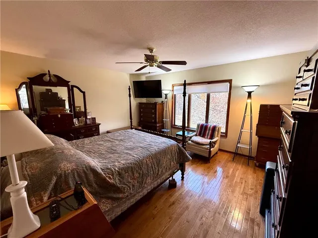 $559,000 | 15500 70th Road Southeast, Faucett, MO 64448