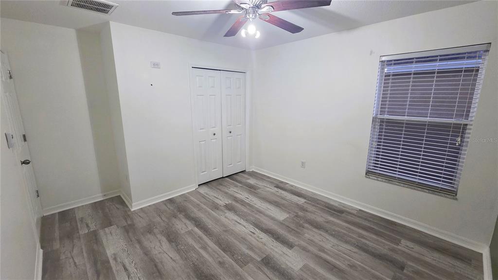 10279 Newminster Loop Ruskin, FL 33573 - Photo 23 of 30