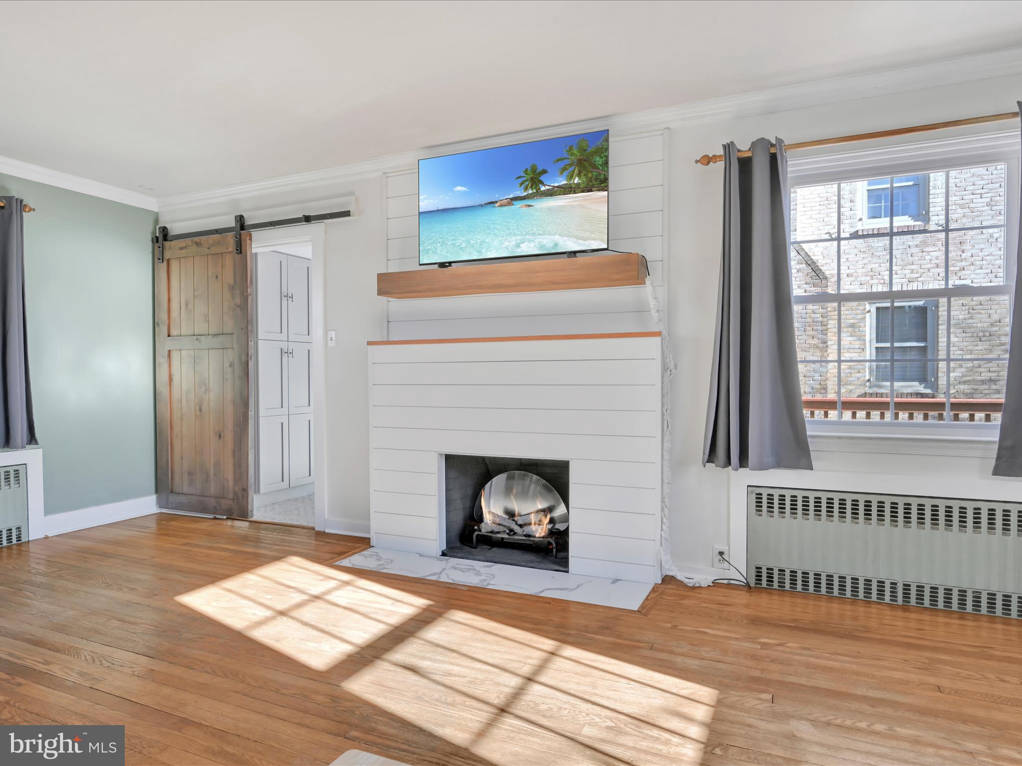 436 Gregg Street Shillington, PA 19607 - Photo 12 of 50 Livingroom