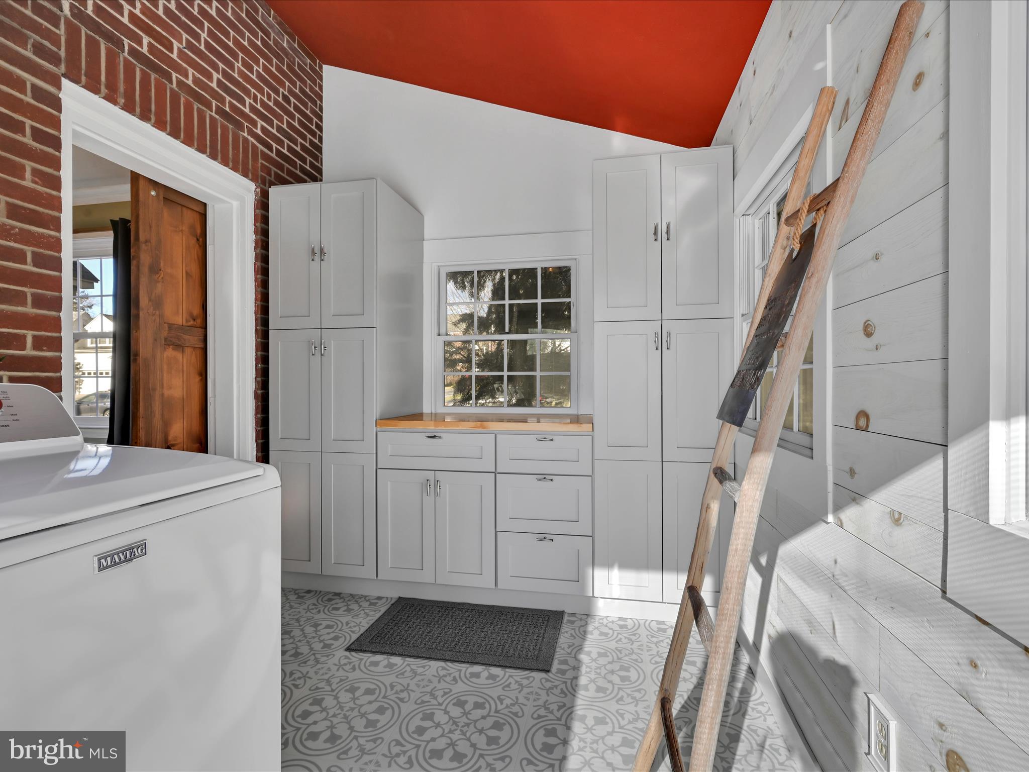 436 Gregg Street Shillington, PA 19607 - Photo 23 of 50 Laundry