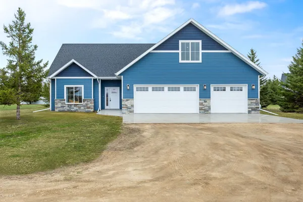$449,000 | 209 Woodcrest Drive, Breckenridge, MN 56520